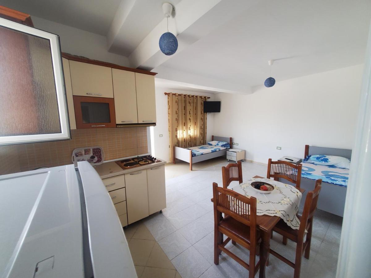 Guest House Vlore Exterior photo