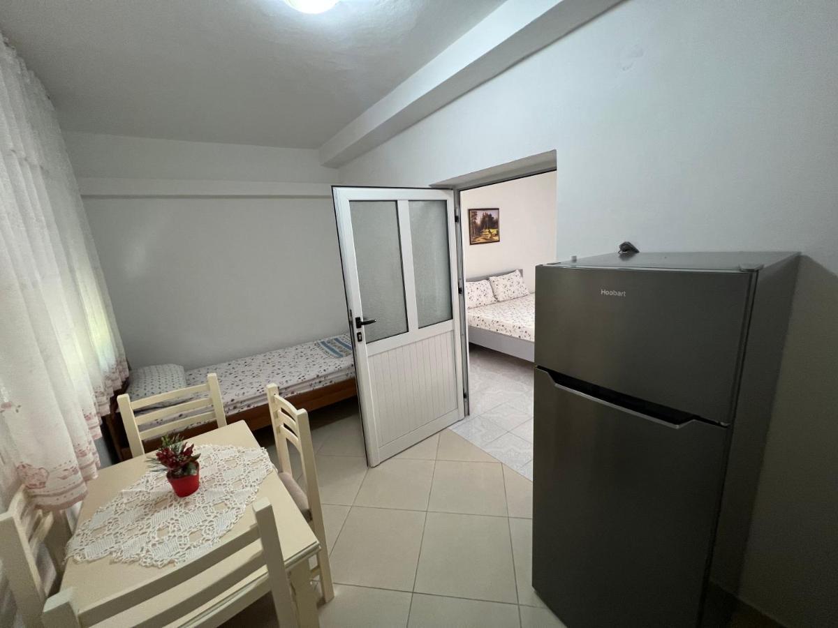 Guest House Vlore Exterior photo